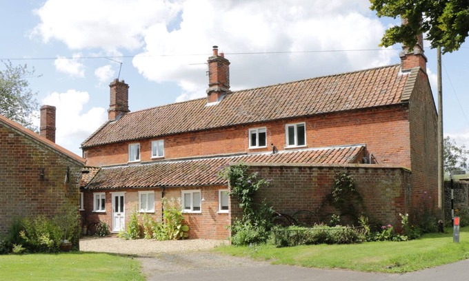 Dereham Cabaña | Cascada Cottage, SWANTON MORLEY