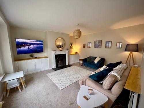 Londonderry Casa | Waterfoot House