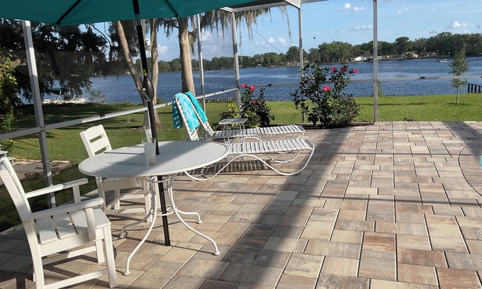 Floral City Casa | Waterfront 3 bedroom Pool home in Floral City- Serene & Private