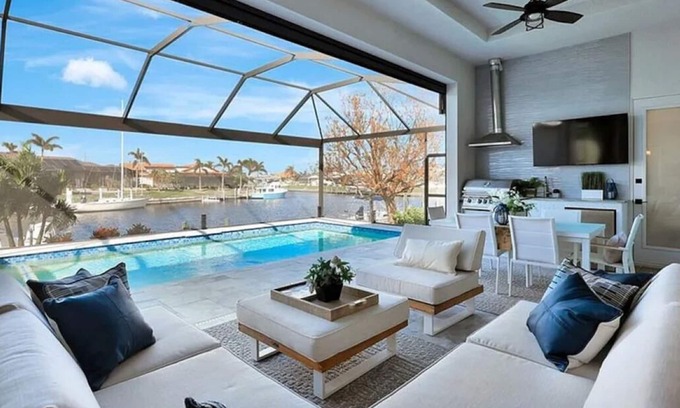 Punta Gorda Casa | Waterfront 3-bedroom house with WiFi, Pool & SPA in fantastic Punta Gorda