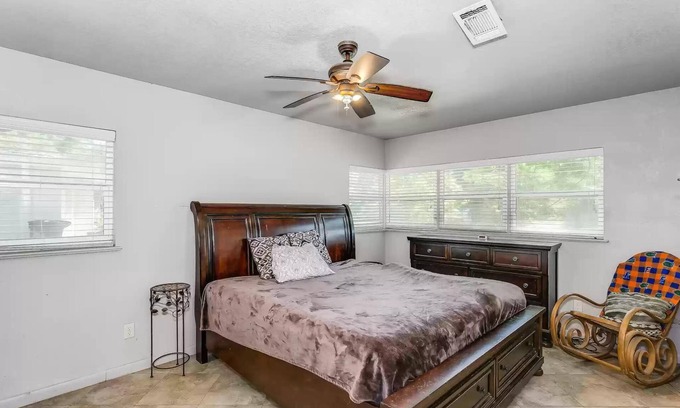 Fort Walton Beach Casa | Waterfront 3 BR home with salt water pool