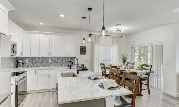 Rotonda West Casa | WaterFront Boundary vacation! Close to beaches 3bdr2bath,golfing fishing