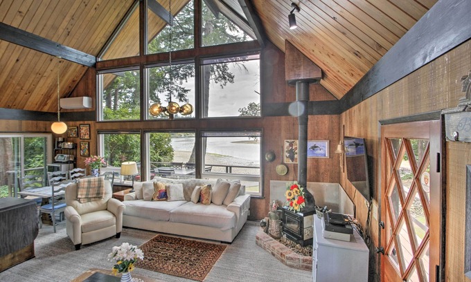 Gig Harbor Cabina | Cabina frente al puerto de Gig Harbor con vistas de Puget Sound!