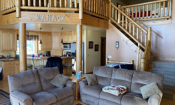 Laona Cabina | Frente al mar, paz y tranquilidad en una calle sin salida en Full Rec Lake, Pontoon Avail.