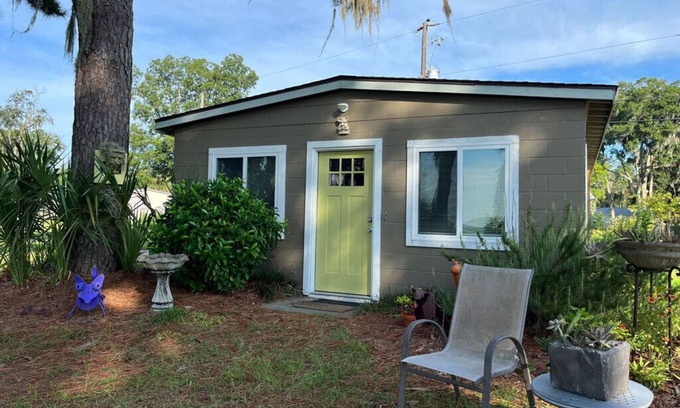Port Royal Apartamento | Waterfront coastal cottage charm in delightful Port Royal