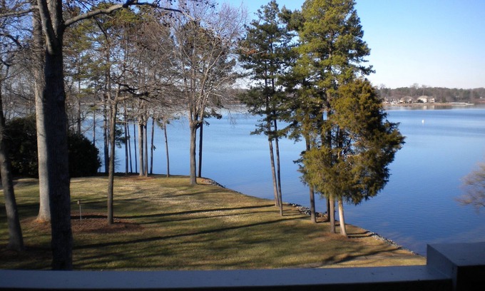 Mount Mourne Condominio | Condo On Lake Norman-Davidson Landing
