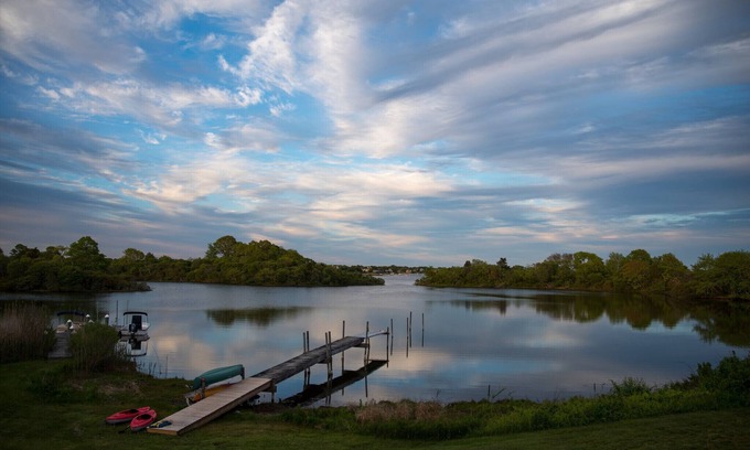 Charlestown Casa | Waterfront Cottage junto al Refugio de Vida Silvestre