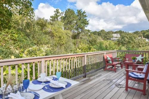 Wellfleet Casa | Waterfront easy access to town center