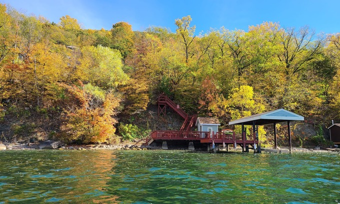 Middlesex Casa | Waterfront elegance on Canandaigua Lake!