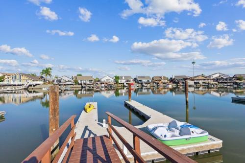 Discovery Bay Casa | Waterfront Escape with Private Dock home