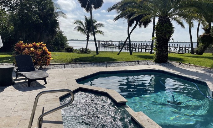 Vero Beach Casa | Waterfront, fish from dock, 4 min to beach, Private Pool, Dock and beach