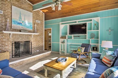 Foley Casa | Waterfront Foley Area Home - 15 Mi to Gulf!