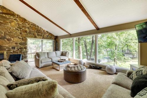 Afton Casa | Waterfront Haven with Deck on Monkey Island!