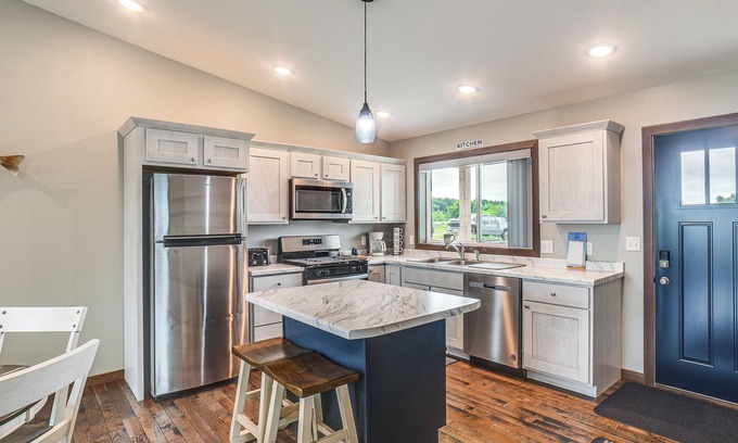 Hamlin County Casa | Waterfront Home in Lake Norden w/Dock & Ramp!