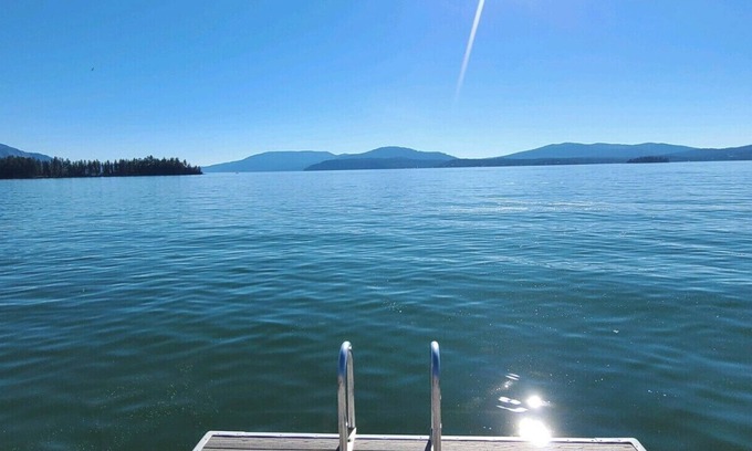 Hope Casa | Waterfront Home on Lake Pend Oreille
