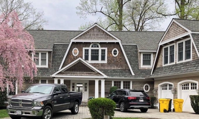 Edgewater Casa | Waterfront Home to Enjoy