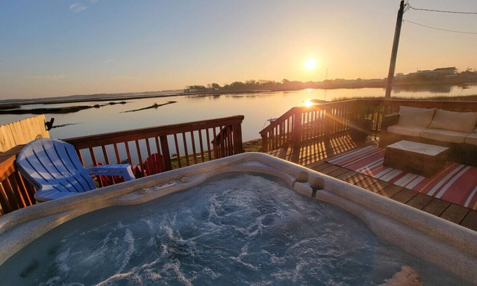 Cedar Point Casa | Waterfront home with hottub, Kayak, jonboat, and three miles to the beach