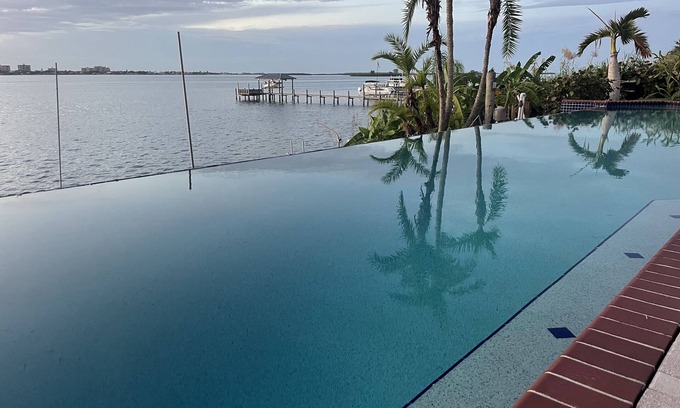 Clearwater Apartamento | CASA FRENTE AL AGUA CON HABITACIÓN PRIVADA PARA HUÉSPEDES CON ENTRADA PRIVADA DISPONIBLE