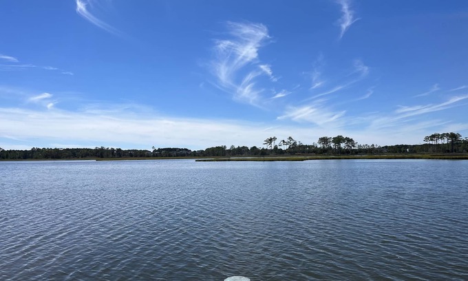 Keen-Wik On the Bay Casa | Waterfront Home with Private Walk out Dock on the Bay in Fenwick