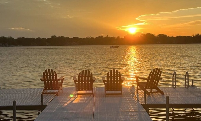 Twin Lakes Casa | Waterfront home with private hot tub and pier on Lake Elizabeth!