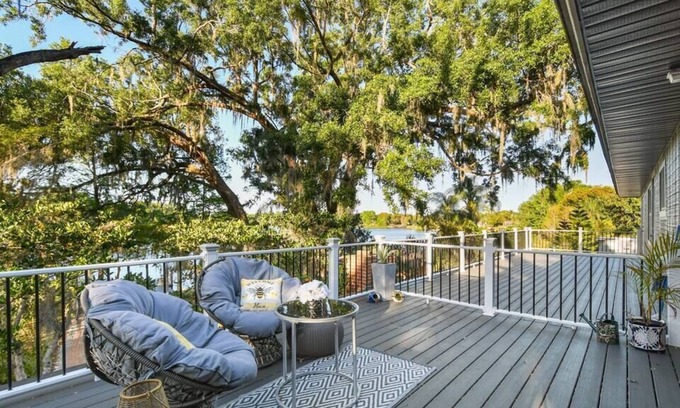 Conway Apartamento | Waterfront King Guest Suite (Pet Friendly)