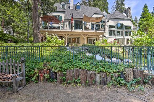Cedar Glen Casa | Waterfront Lake Arrowhead Home with View and Game Room