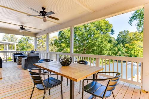 Hickory Casa | Waterfront Lake Hickory Retreat with Private Dock!