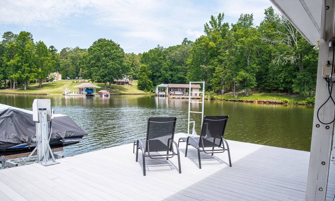 Semora Casa | Waterfront Lake Home with Huge Dock!