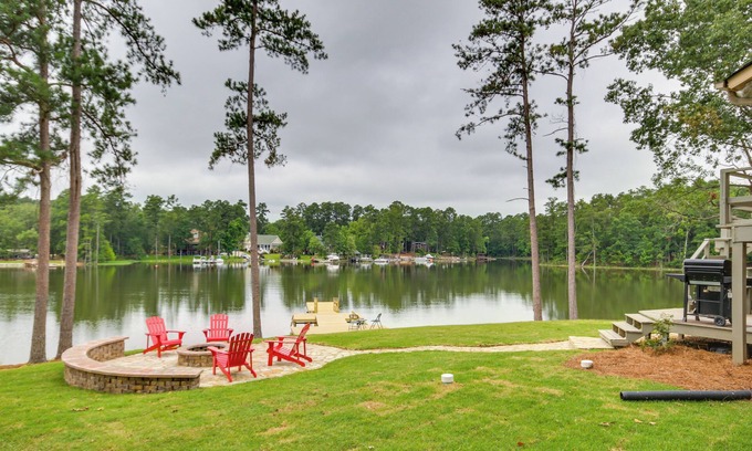 Chapin Casa | Waterfront Lakehouse w/ Private Dock & Fire Pit!