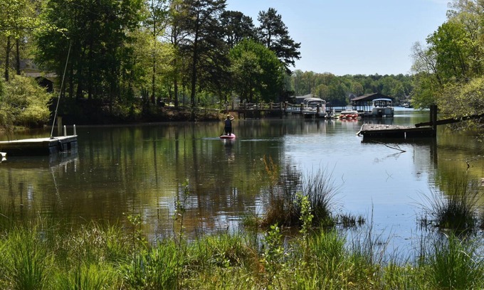 Troutman Casa | Waterfront LKN Hideaway Relax & Recharge