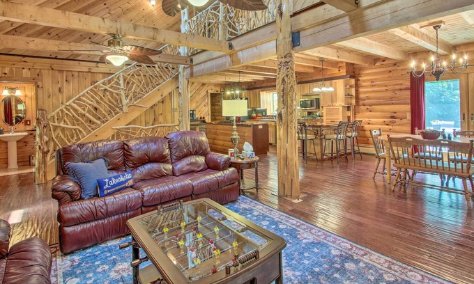 East Wakefield Cabina | Waterfront Log Cabin w/ Hot Tub & Fire Pit!