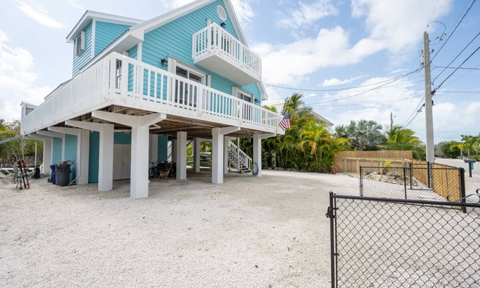 Doctor's Arm Casa | Waterfront Oasis in the Keys