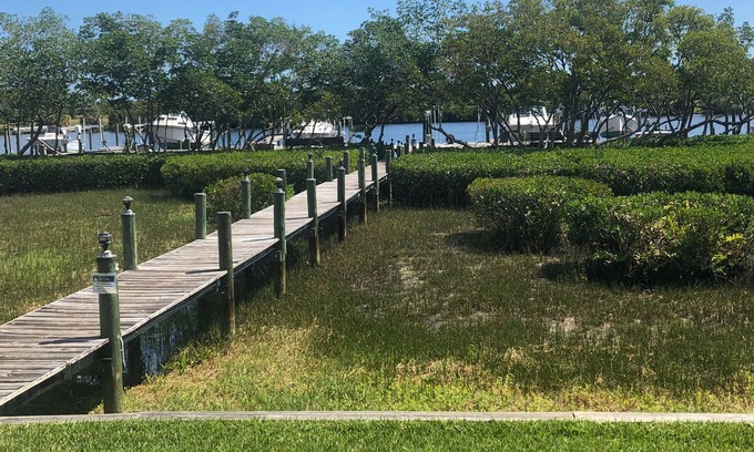 Port Saint Lucie Villa | Frente al mar - Acceso al mar - Pequeña comunidad cerrada y tranquila.