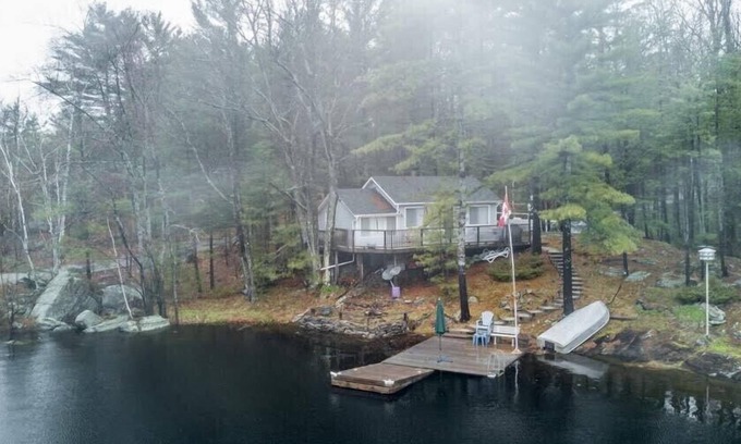 Muskoka Lakes Cabaña | Waterfront on Lake Muskoka!