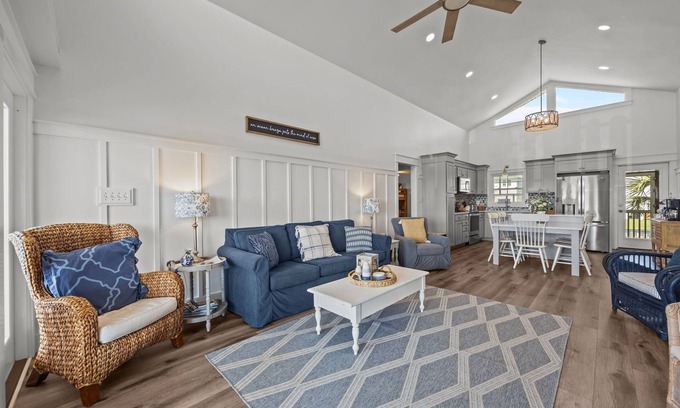 Sneads Ferry Casa | Waterfront Paradise: Ocean & Canal Views, Fishing, Updated & Steps from Beach
