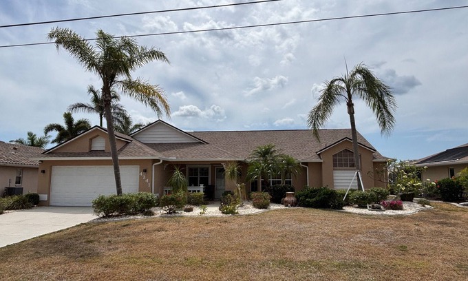 Port Charlotte Casa | Waterfront Paradise