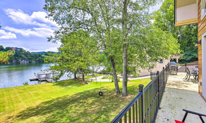 Piney Flats Casa | Waterfront Piney Flats Home w/ Private Dock!