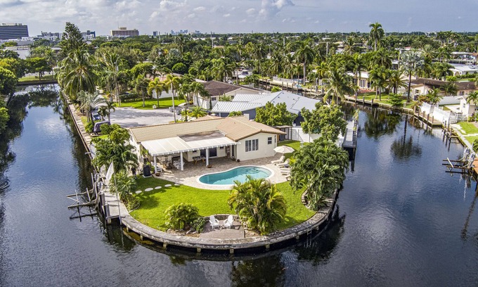 Cypress Lakes Casa | Waterfront Pompano Beach Escape w/ Private Pool!
