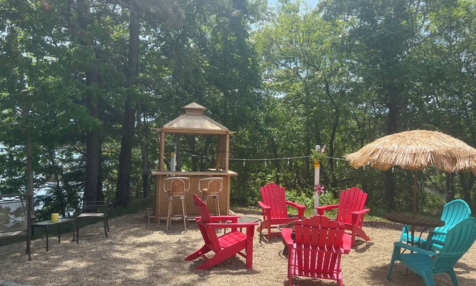 Wareham Apartamento | Waterfront, private, 2 bedroom apartment