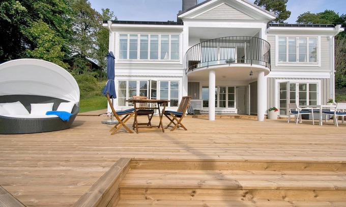 Vaxholm Casa | Waterfront Property IN Stockholm Archipelago
