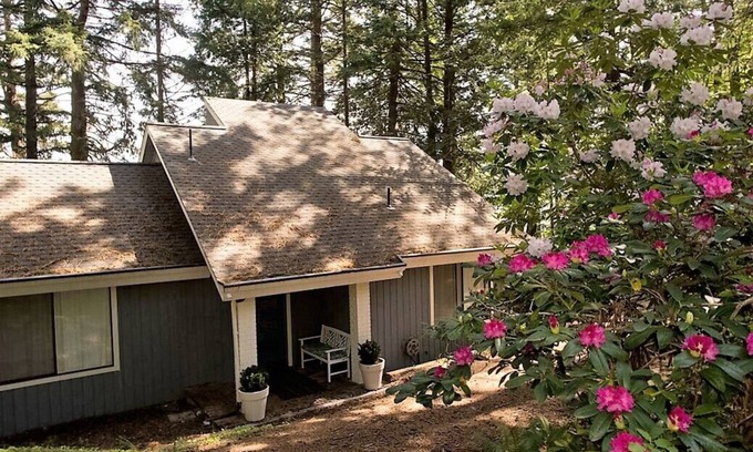 Lummi Island Casa | Retiro frente al mar con acceso a Swim Lake