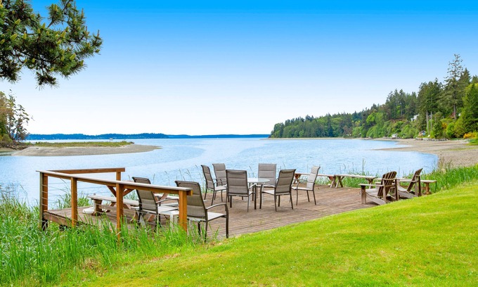 Lakebay Casa | Waterfront retreat with private beach, firepit, kayaks/SUP, EV charger & grill