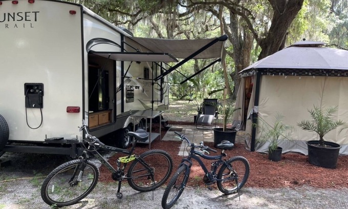De Leon Springs Casa | Waterfront RV