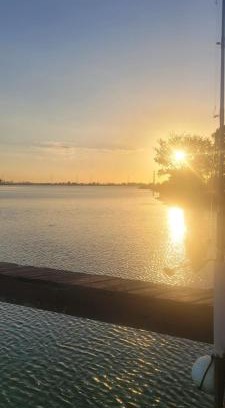 Baytown Casa | Waterfront Studio