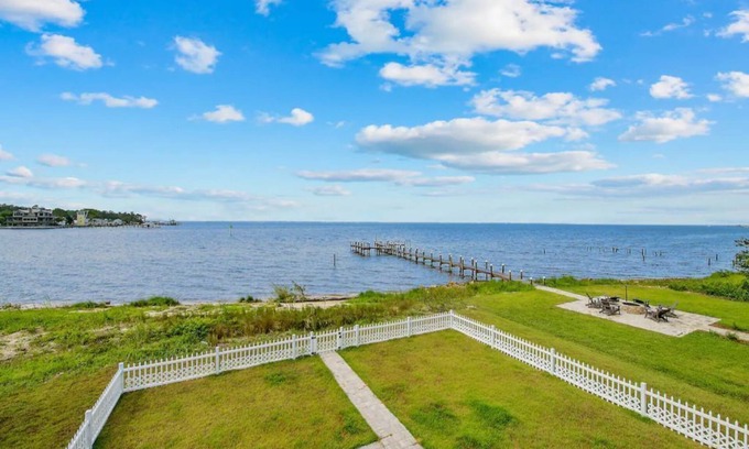 Freeport Casa | Waterfront