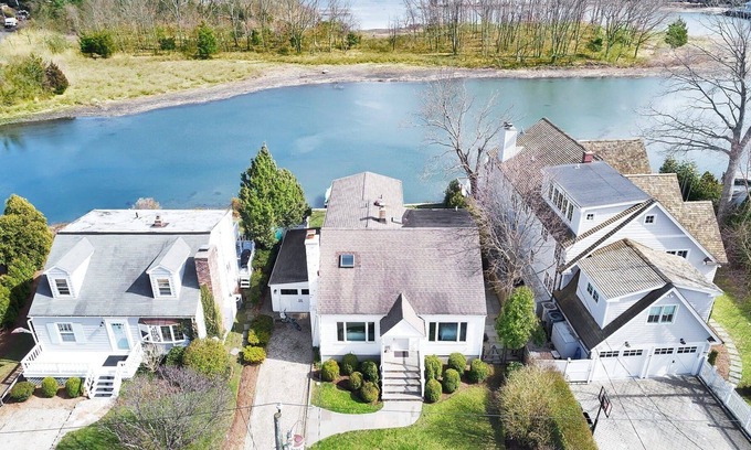 Rowayton Casa | Waterfront