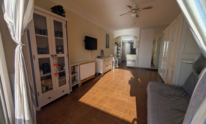 Tiuccia Apartamento | WATERFRONT VIEW OF THE SEA, LARGE STUDIO ON BEACH US KITCHEN, TO 4 PEOPLE