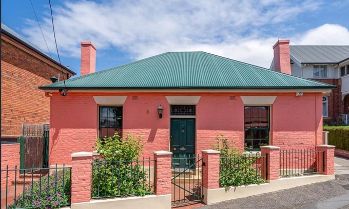 Battery Point Casa | Waterloo Cottage