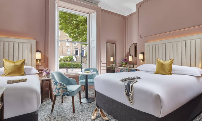 Ballsbridge Casa | Waterloo Townhouse & Suites