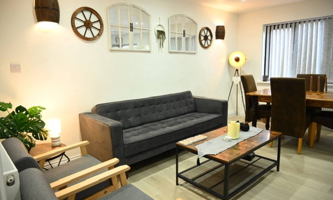 Birstall Casa | Watermead Retreat Bungalow in Birstall